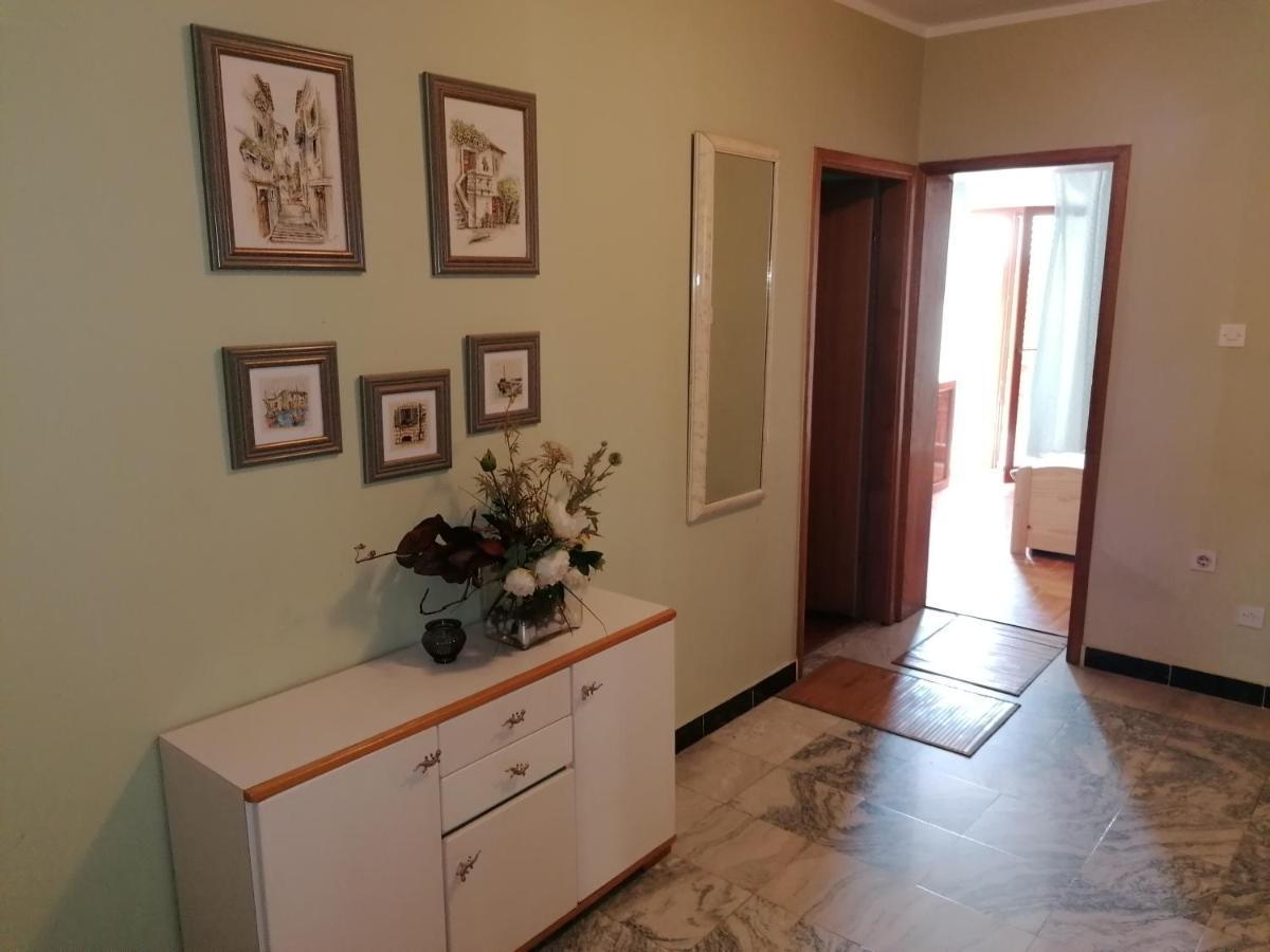 Near Beach - Apartments Marica Rovinj Exterior foto