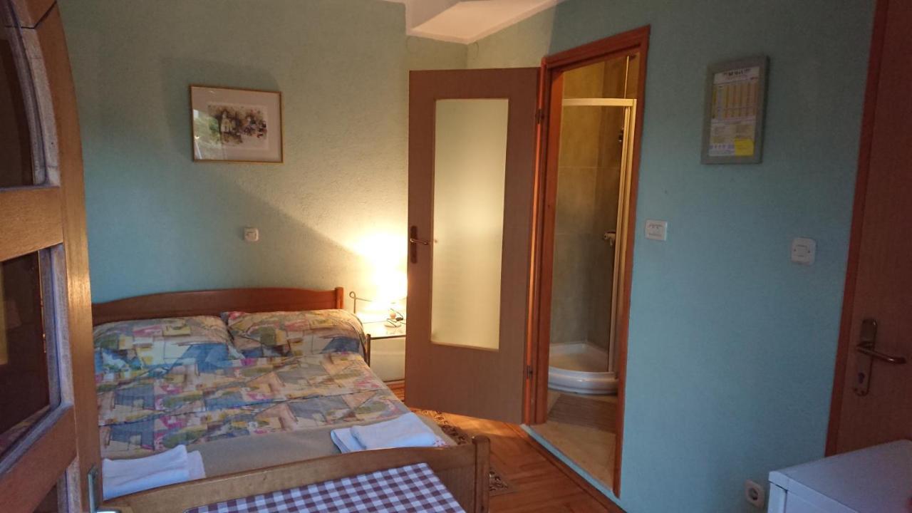 Near Beach - Apartments Marica Rovinj Exterior foto